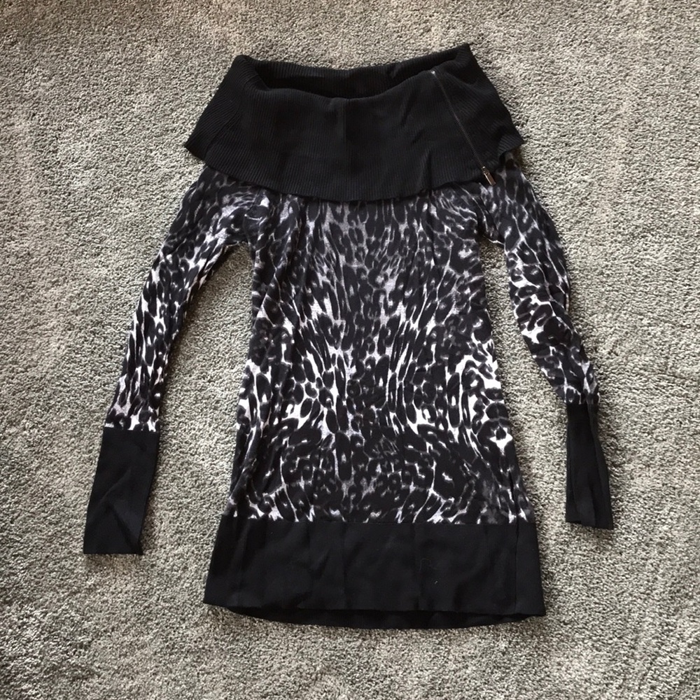 Cache sweater